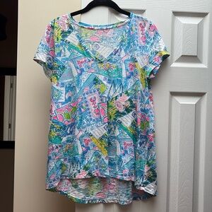 Lilly Pulitzer Etta V neck Tee Shirt Small EUC Wish You Were Here Cotton